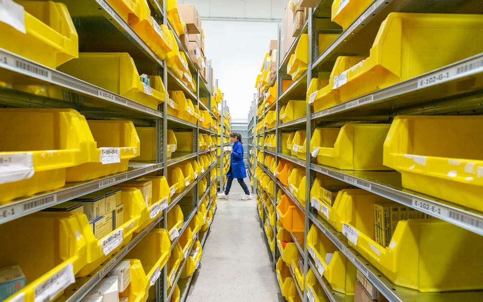 Stock, orders & courier logistics